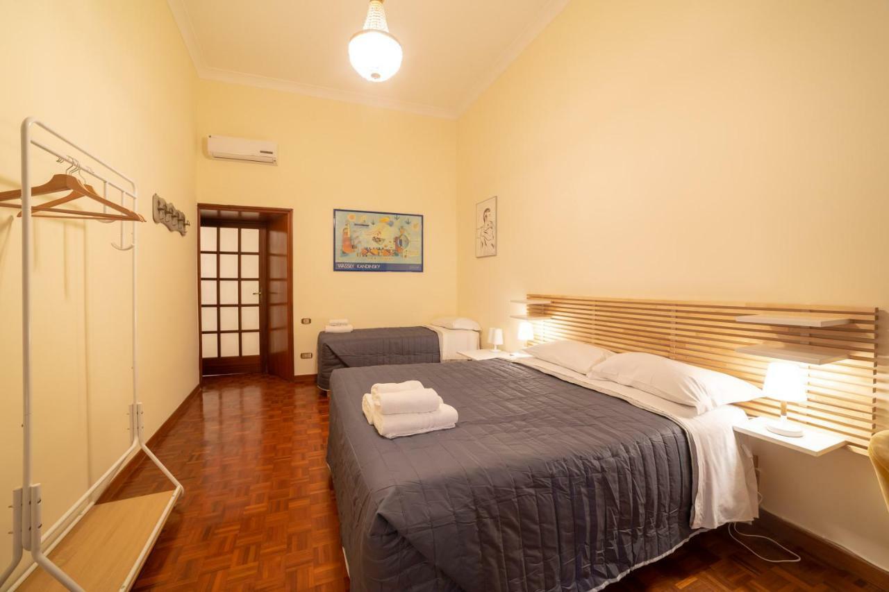 Appartement The Dante By Houseinnaples Napels
